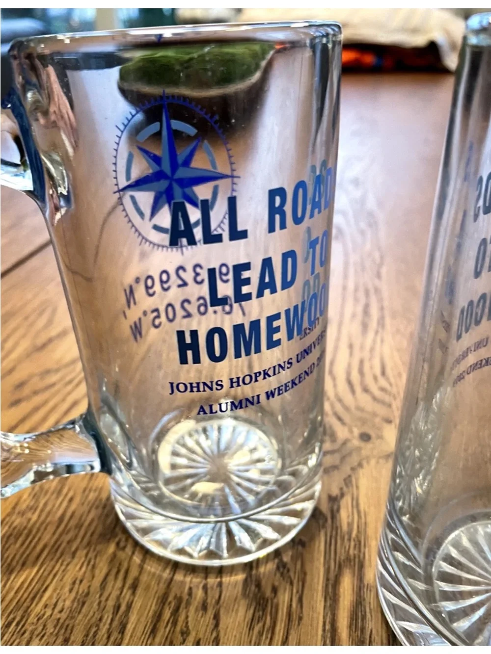 John’s Hopkins University Glass Beer Mug with Blue Compass Home Dining set of 2